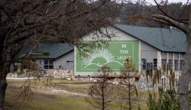 Texas youth camps reach agreement with state on fiber rule