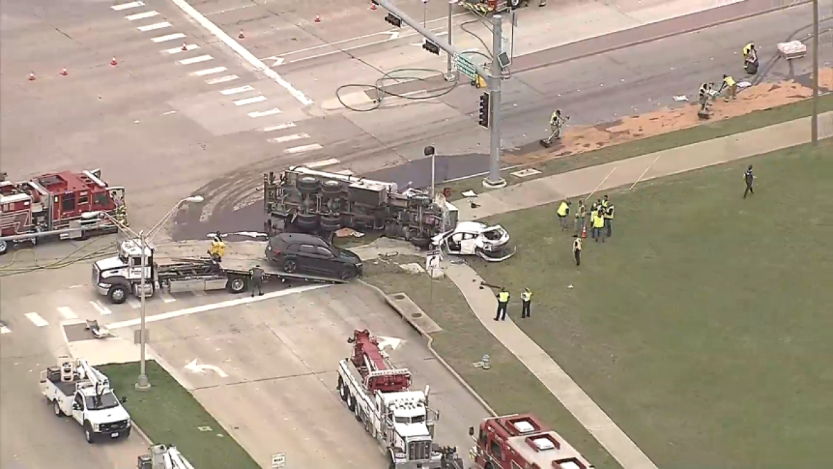 Oil tanker crash shuts down Plano intersection – NBC 5 Dallas-Fort Worth