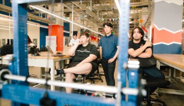 UTSA freshmen named finalists in global engineering competition