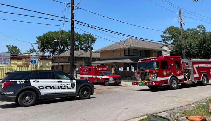 Catalytic converter theft suspect caught after wild chase by car, scooter and swim through Houston bayou