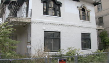 'I can’t promise your safety:' El Paso homeowner struggles to save historic house