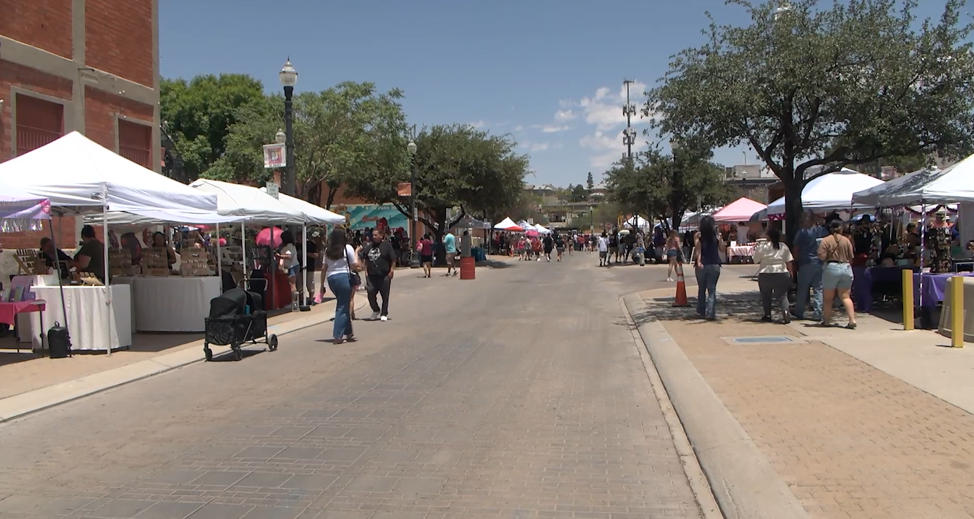 Downtown El Paso celebrates Selena's legacy with music, food, and fun