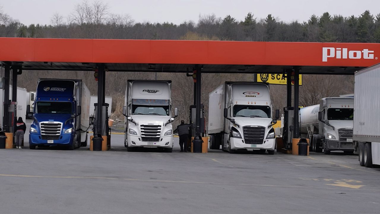 Rising diesel prices hurt Texas drivers, customers
