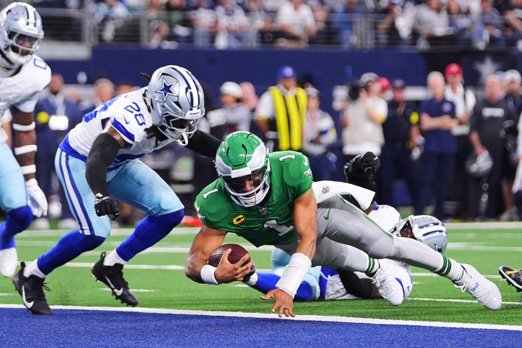 Eagles to play in Dallas on Thanksgiving Day