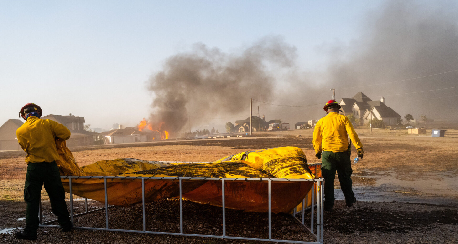 Texas Storms Ground Flights, Threaten Floods and Spark Fires