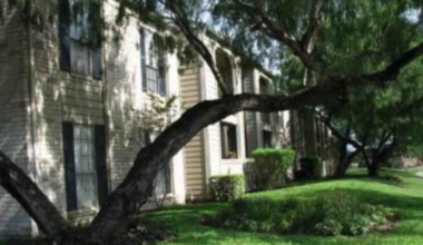 Wood River Apartments
