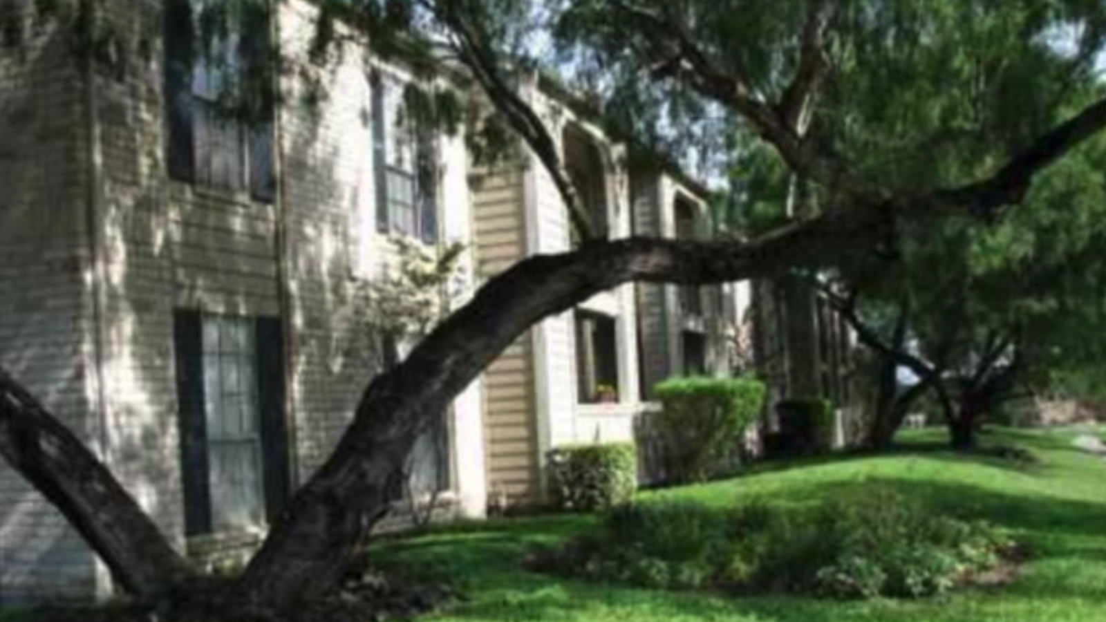 Wood River Apartments