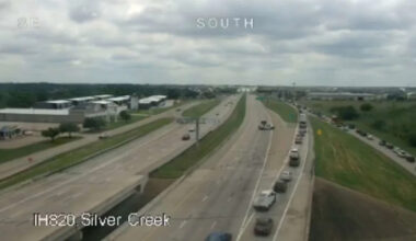One dead in rollover accident, closing all southbound lanes of West Loop 820 near Fort Worth