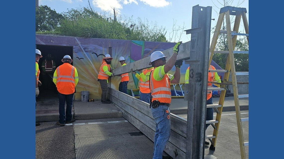 TxDOT crews train with storm surge wall ahead of hurricane season in Aransas Pass