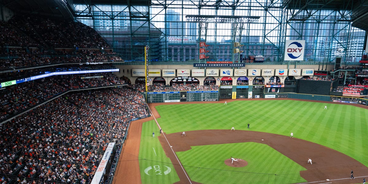 Runners Furious After Houston Astros 5K/10K Ends in a Bottleneck