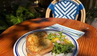 Alice Poulain Café brings French eats to South Austin
