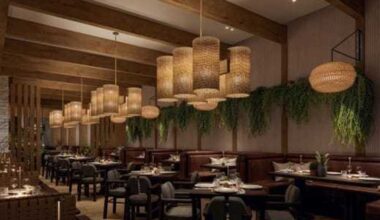 1 Hotels opens hotel reservations in Texas tallest tower