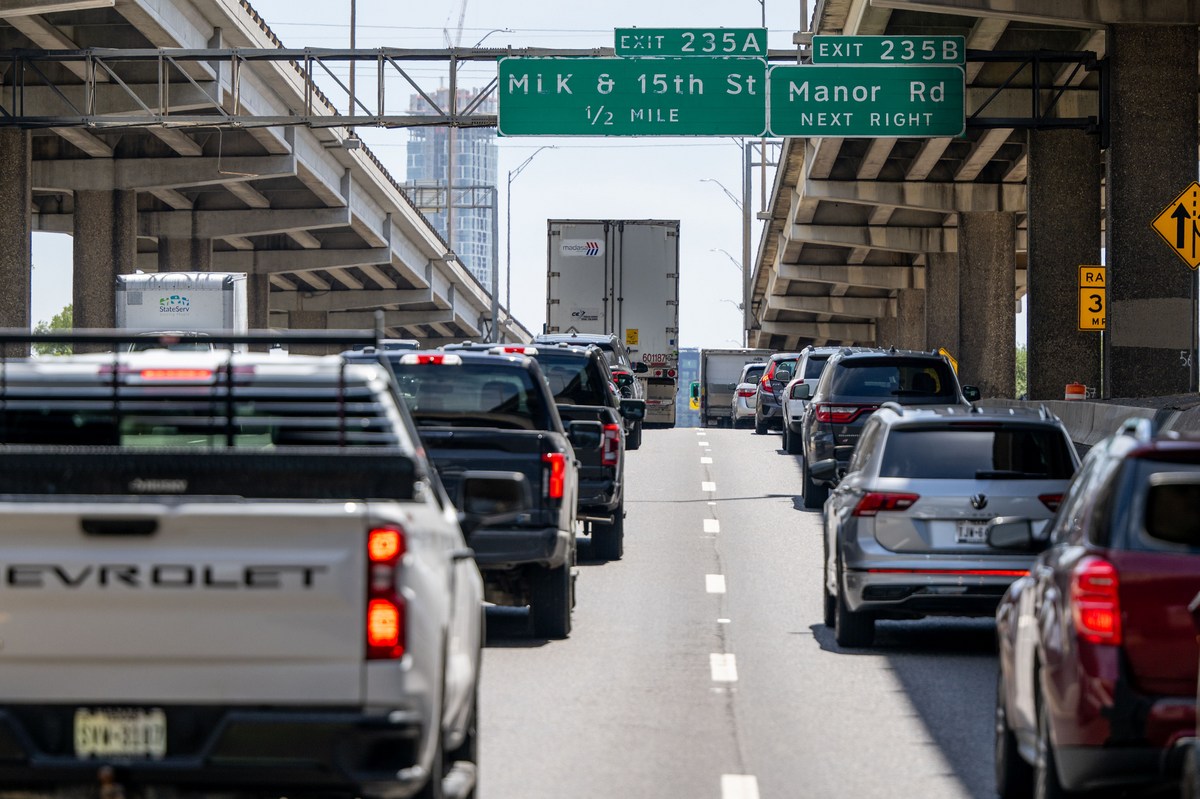 Navigating El Paso's Most Challenging Off-Ramps For Drivers