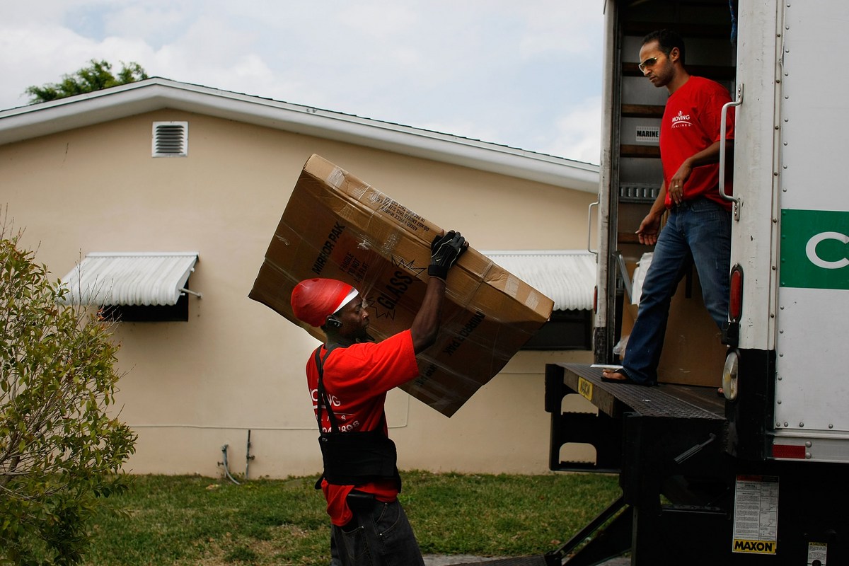 What’s Behind El Paso's Recent Population Exodus?