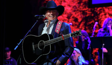 George Strait's famous Texas song gets hilarious modern rewrite online