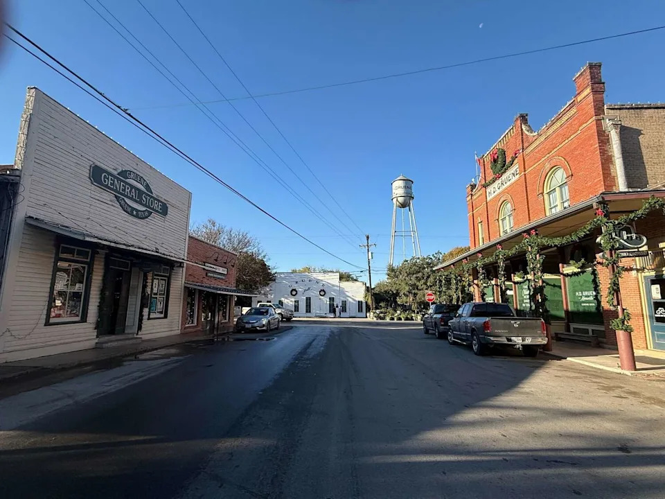 Gruene, Texas on December 10, 2025. (Nicholas Hernandez/MySA)