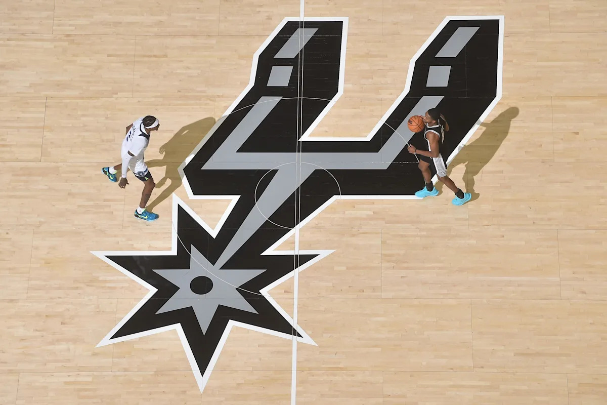 It’s time for Playoff Basketball: San Antonio Spurs vs Minnesota Timberwolves, Game 1
