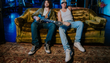 Indie pop duo, brothers, Dallas