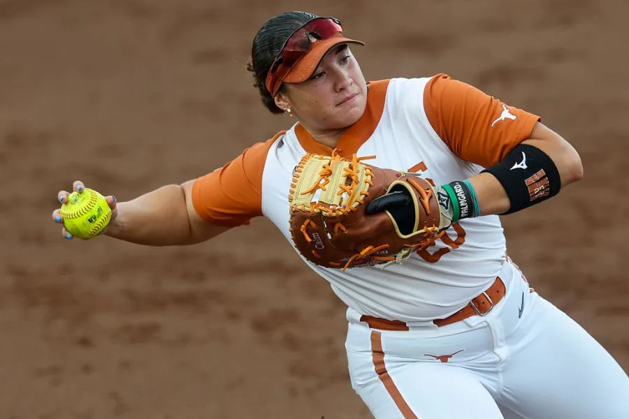 AUSTIN, TX – MARCH 27: Utility Katie Stewart #20 of the Texas Longhorns warms up before the SEC college softball game between Texas Longhorns and Texas A&M Aggies on March 27, 2026, at Red & Charline McCombs Field in Austin, Texas. (Photo by David Buono/Icon Sportswire via Getty Images)