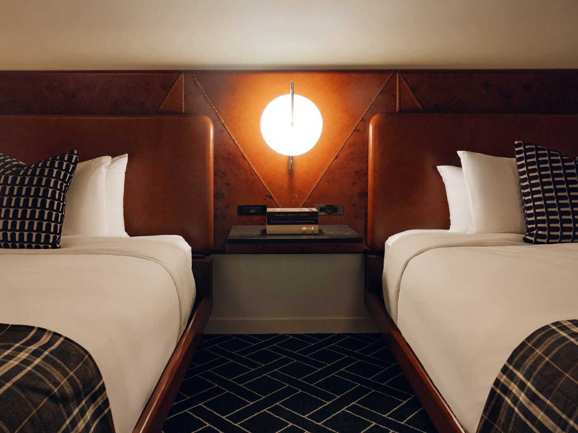 Caravan Court Hotel