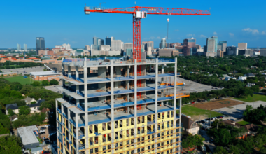 Randall Davis Company tops off Chaucer luxury condos in Rice Village