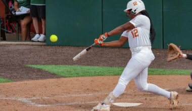 Victoria Hunter's homer lifts Texas past Arizona State, forces Game 3 in softball super regional