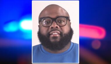 Arlington Police officer arrested, charged with sexual assault