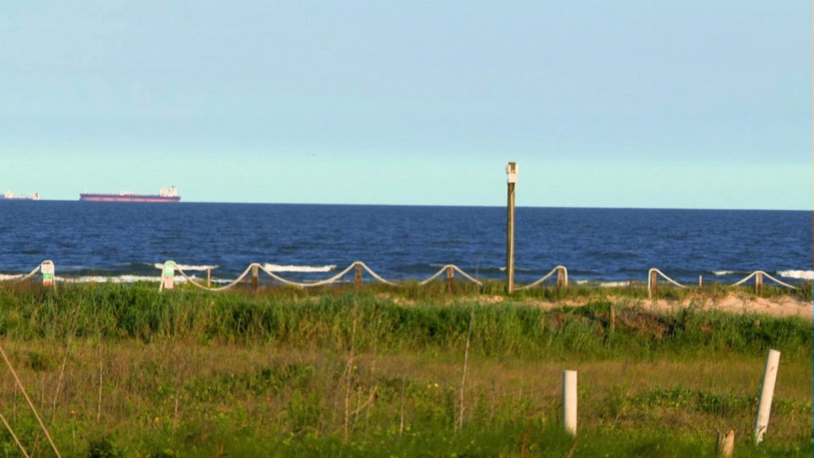 Teen airlifted to Galveston trauma center after severe shark bite offshore