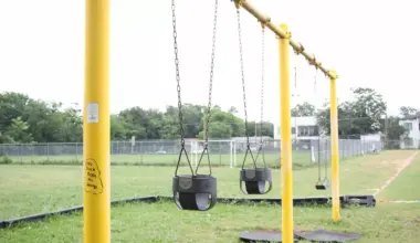 dallas playground swings