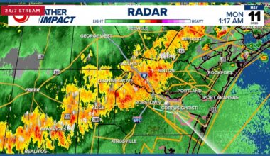 A line of thunderstorms brings strong winds to the Coastal Bend