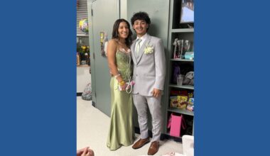 Hospitalized senior celebrates prom in hospital room with family and friends