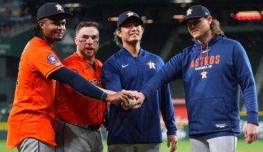 Three Astros pitchers combine to throw no-hitter against the Rangers in Arlington