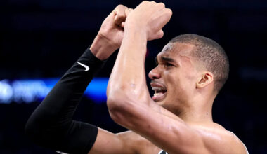 Spurs fans have massive celebrations in San Antonio following Game 7 win over Thunder