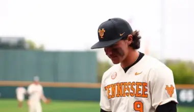 Tennessee Baseball vs. No. 4 Texas Score, Updates Game Three