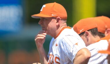 No. 4 Texas hosts UTSA for first time after regional loss