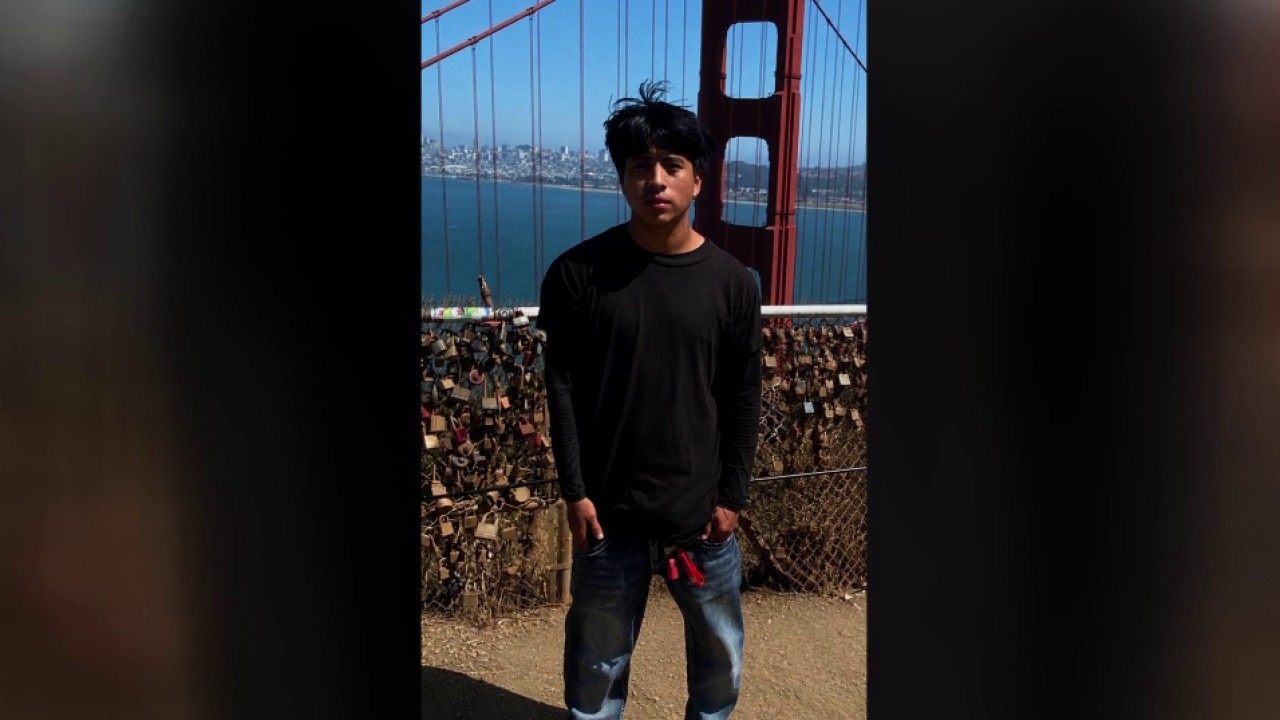 Family seeks answers after 19-year-old man fatally stabbed near Oaklands San Antonio Park