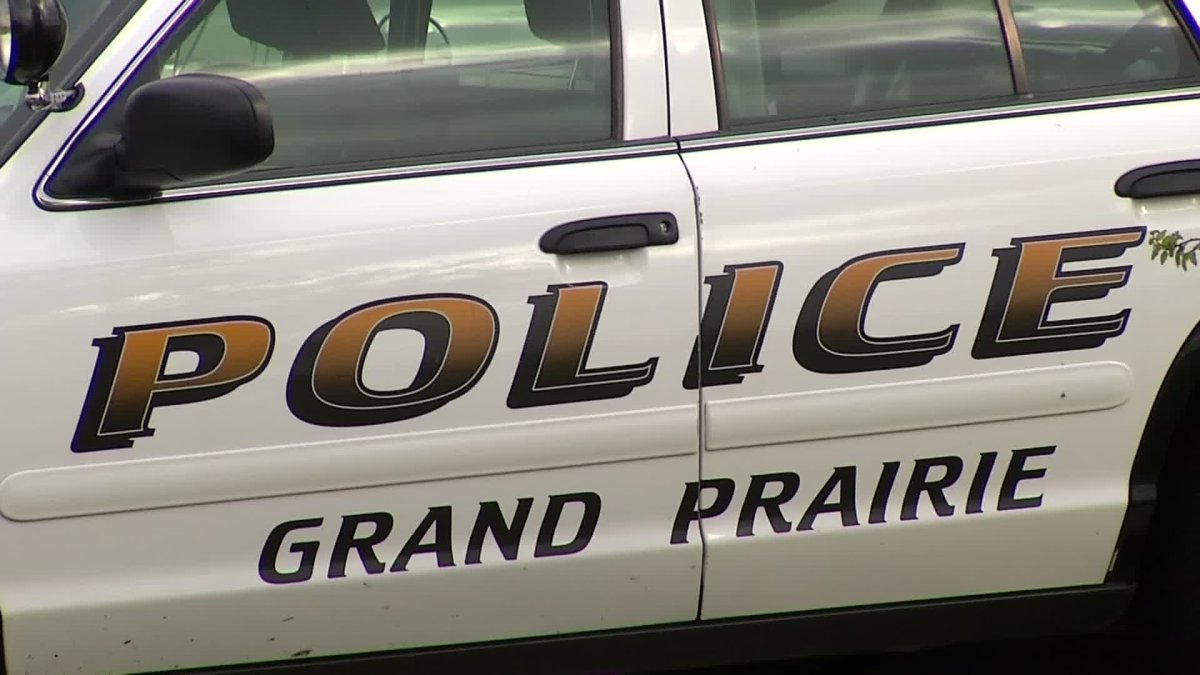Texas man recovering after shooting at an officer with AR-15 – NBC 5 Dallas-Fort Worth