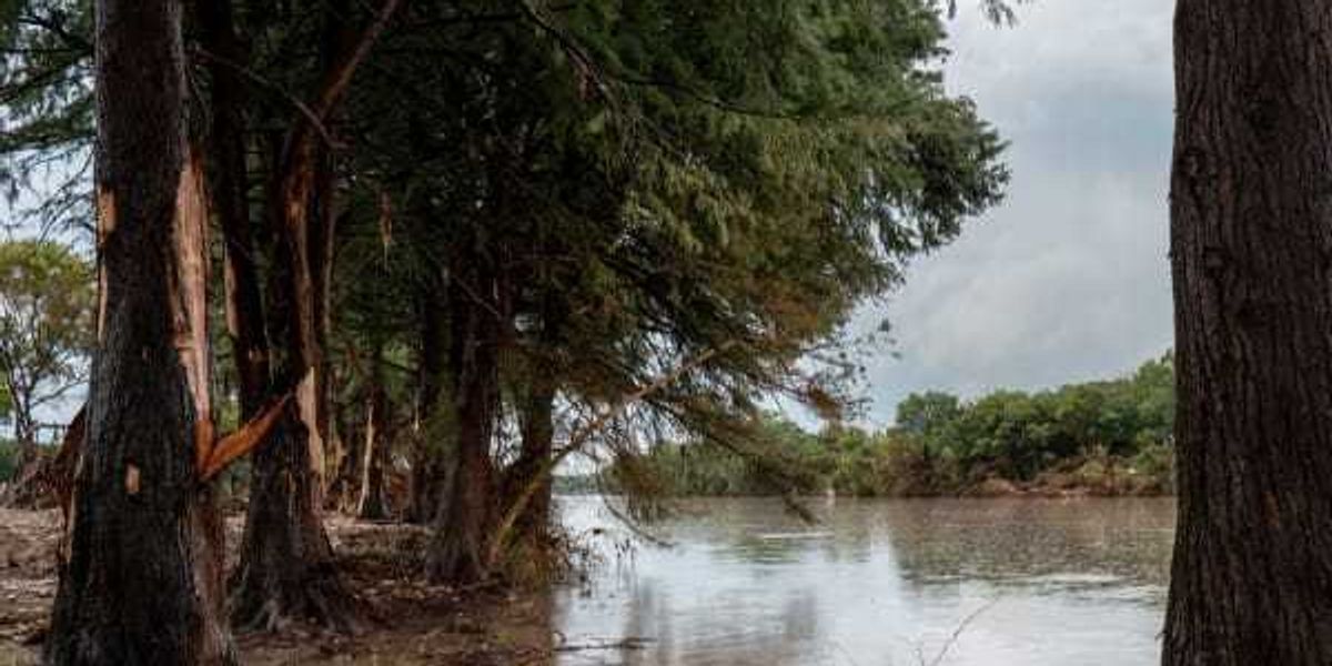 Texas writer wins Pulitzer Prize for personal story of flood