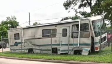 Acres Homes residents demand answers after abandoned RV sits for weeks on Victory Drive