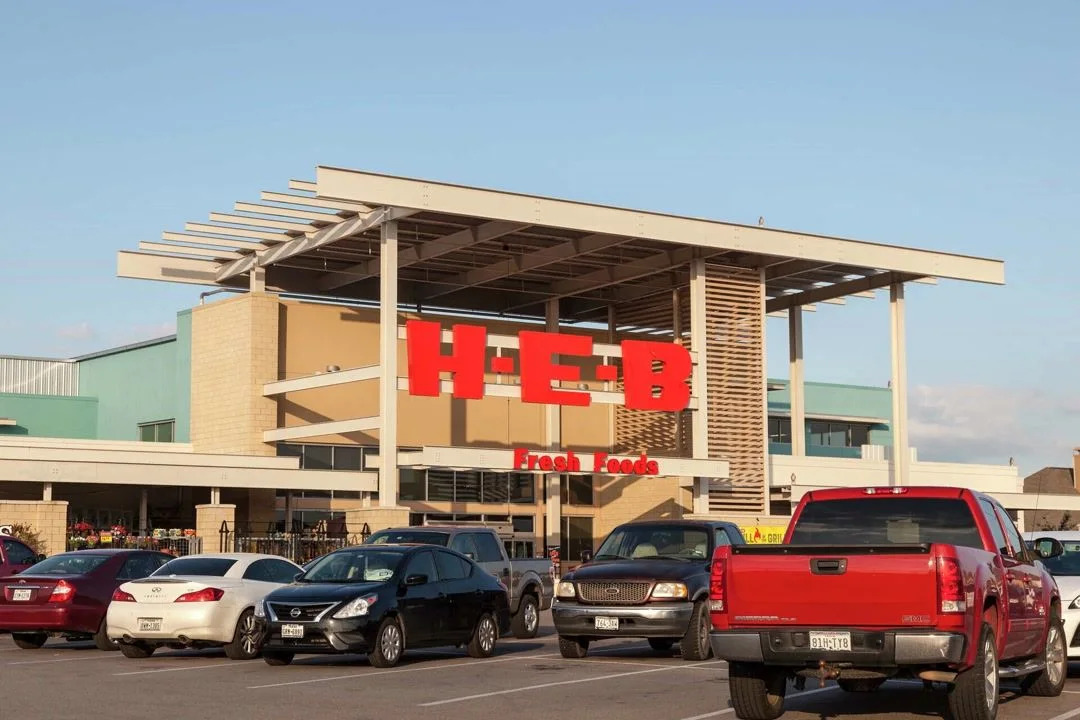 Why H-E-B still hasn't opened stores in one of Texas' biggest cities