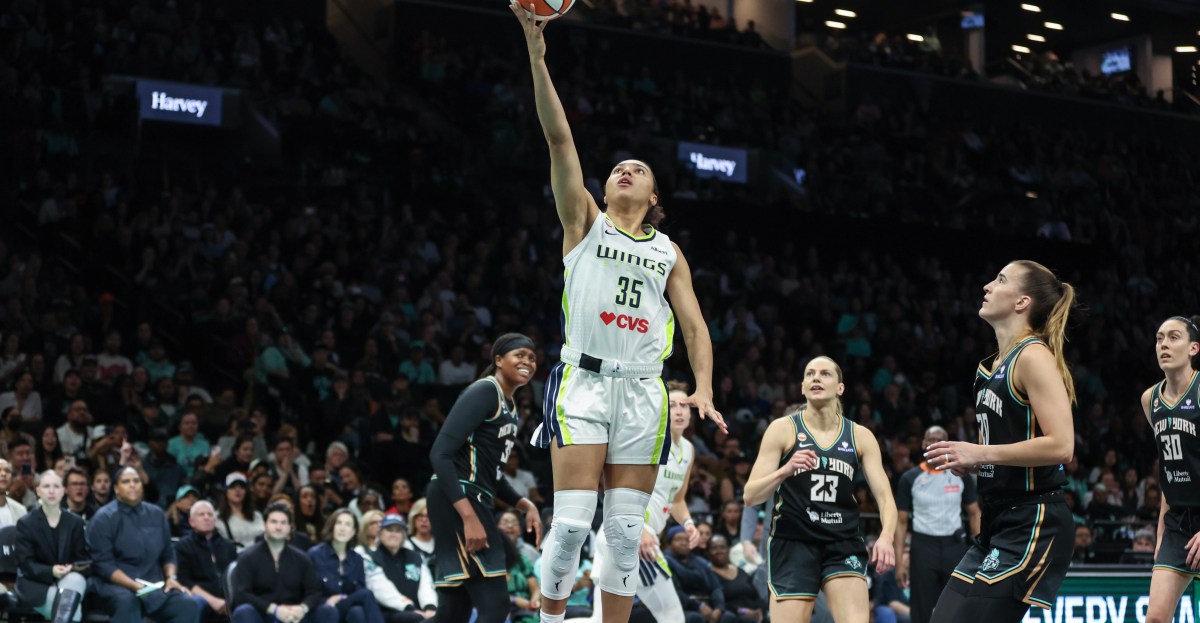Azzi Fudd, Paige Bueckers lead Dallas Wings over New York Liberty 91-76