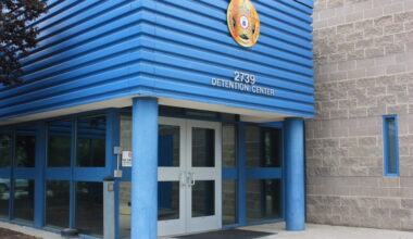 Colorado Springs police union director sues El Paso County jail over injuries from tripping