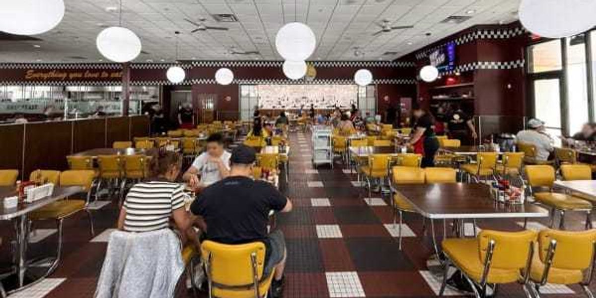 San Antonio's beloved Max & Louie's opens first Cibolo diner
