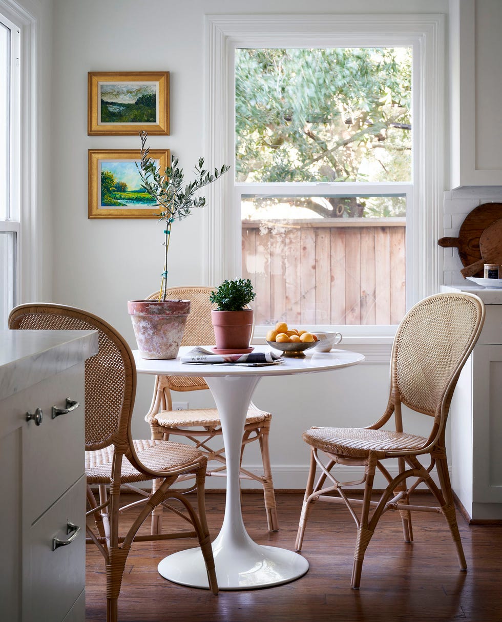 breakfast nook