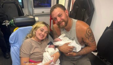 Texas mom gives birth to twins during Memorial Day road trip