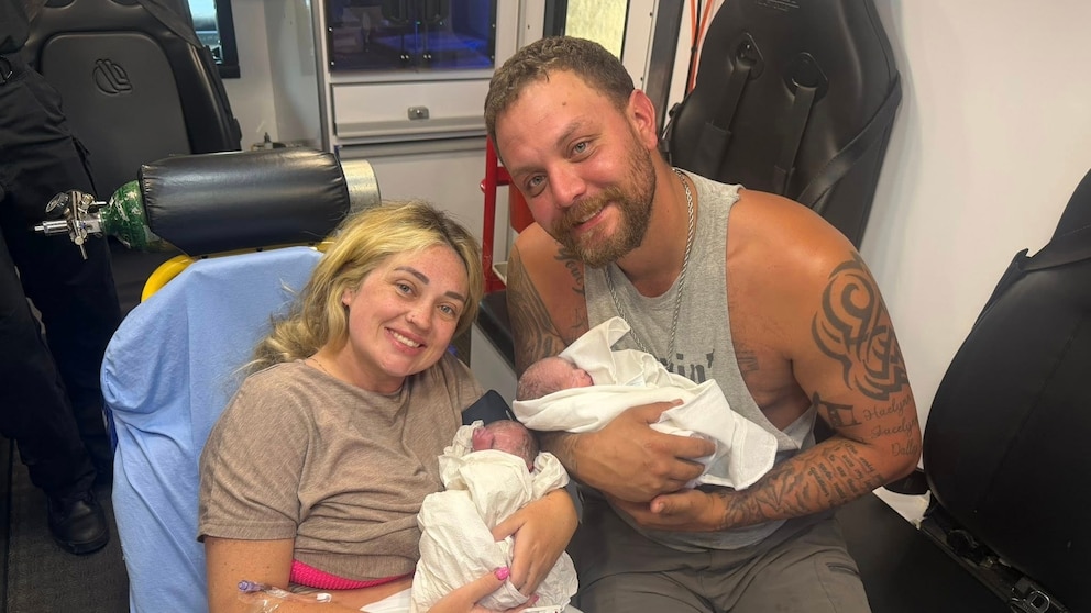 Texas mom gives birth to twins during Memorial Day road trip