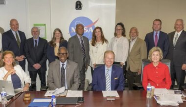 NASA veterans raise safety concerns as agency leadership quietly ousts former El Paso astronaut, other advisers