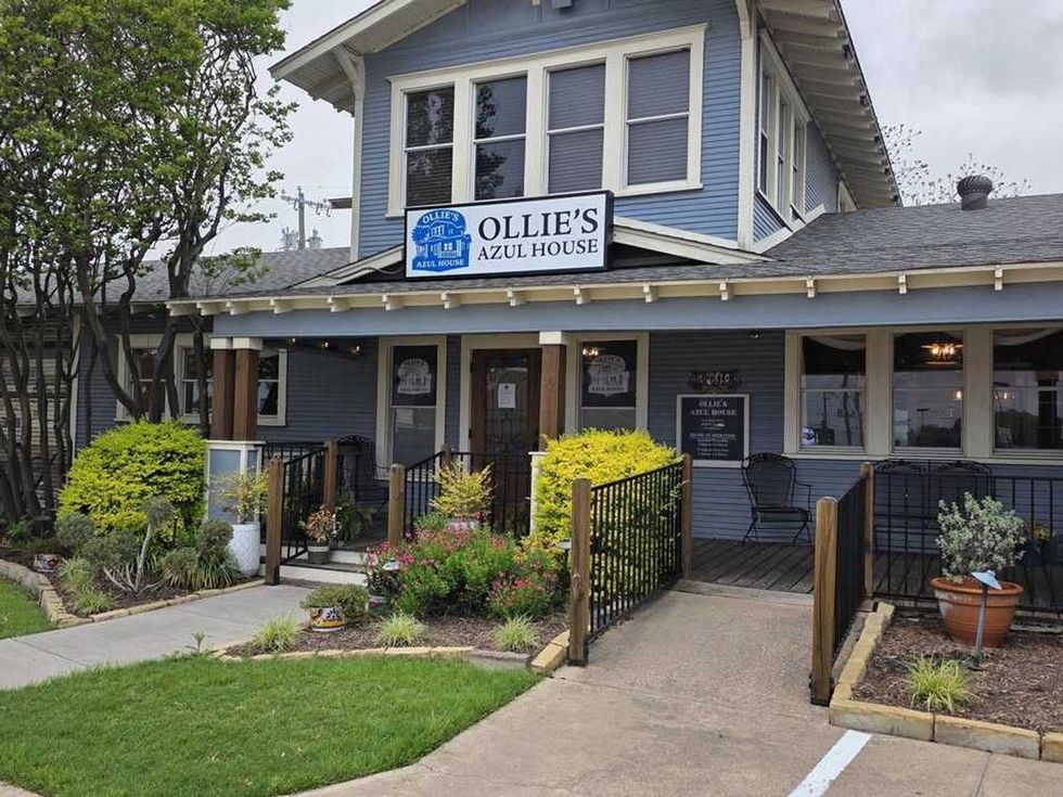 Ollie's Azul House