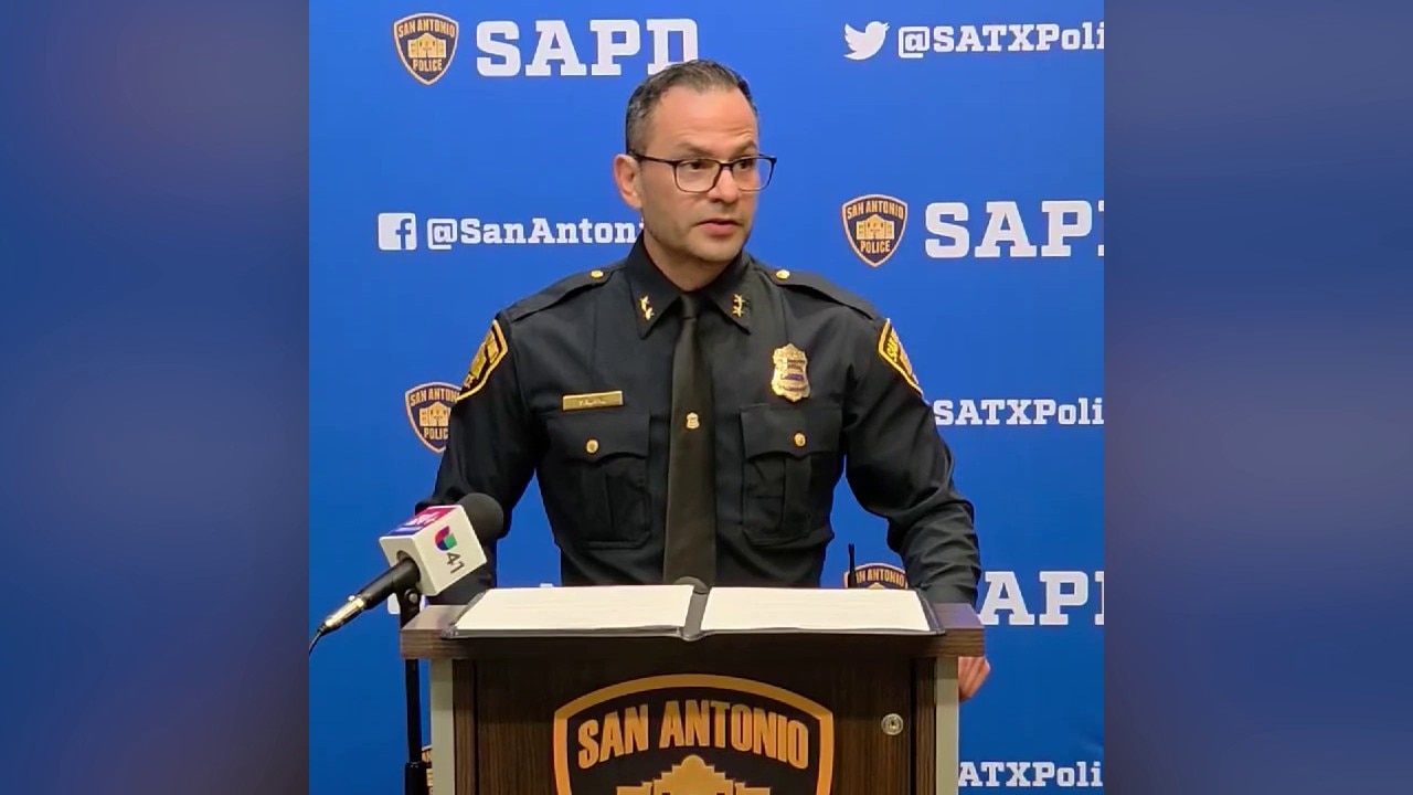 San Antonio police discuss case of children found dead in burning car