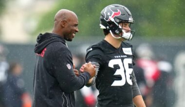 Texans coach DeMeco Ryans setting the tone for his rookies